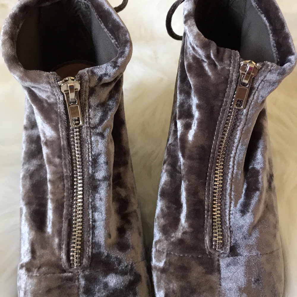 REPORT Velvet Bootie - Picture 5 of 7